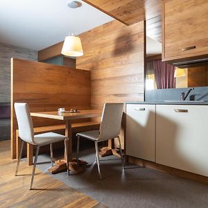 Luxury  Ground Floor King Suite